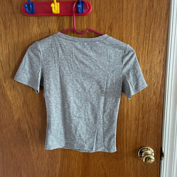 Unbranded grey cropped top - Picture 3 of 5